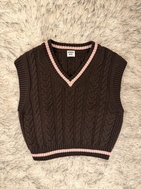 Sunday Best ‘Winston’ Cropped Sweater Vest - Rc Mch Br/Mauve Mse